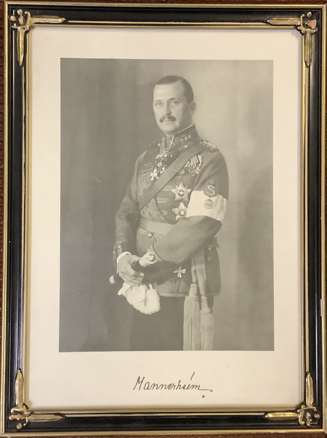 Mannerheim valokuva
