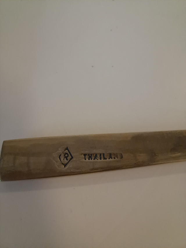 Messinkiset keittiövälineet