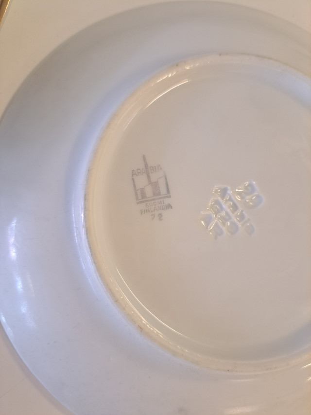 Arabia hedelmä leivonnaislautaset 16kpl