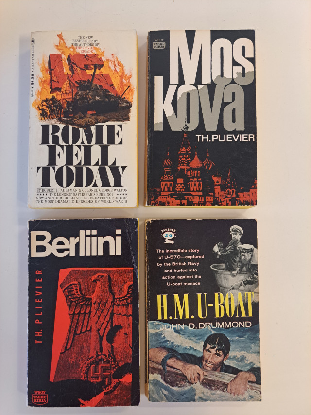 4 kpl kirjoja Rooma, Moskova, Berliini