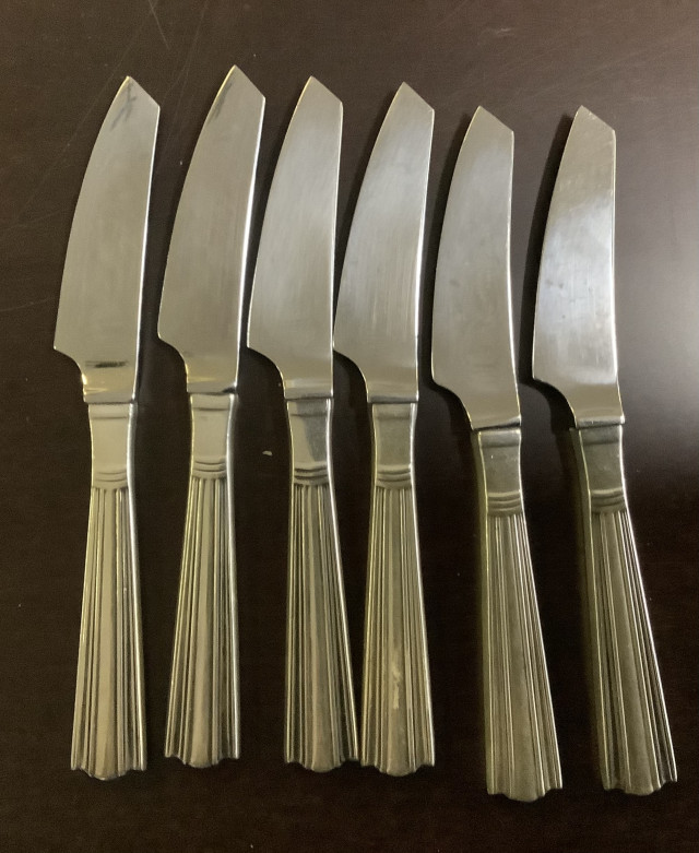 Hopeiset Margit sarjan hedelmäveitset, pituus 14 cm