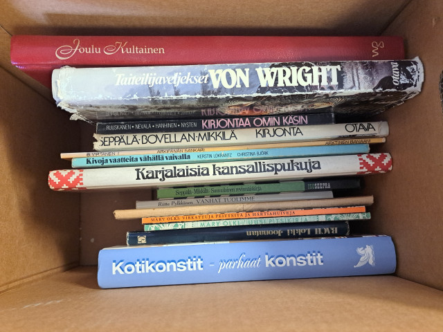 Kirjallisuutta mm.Taiteilijaveljekset Von Wright & Weilin&Göös Joulu Kultainen