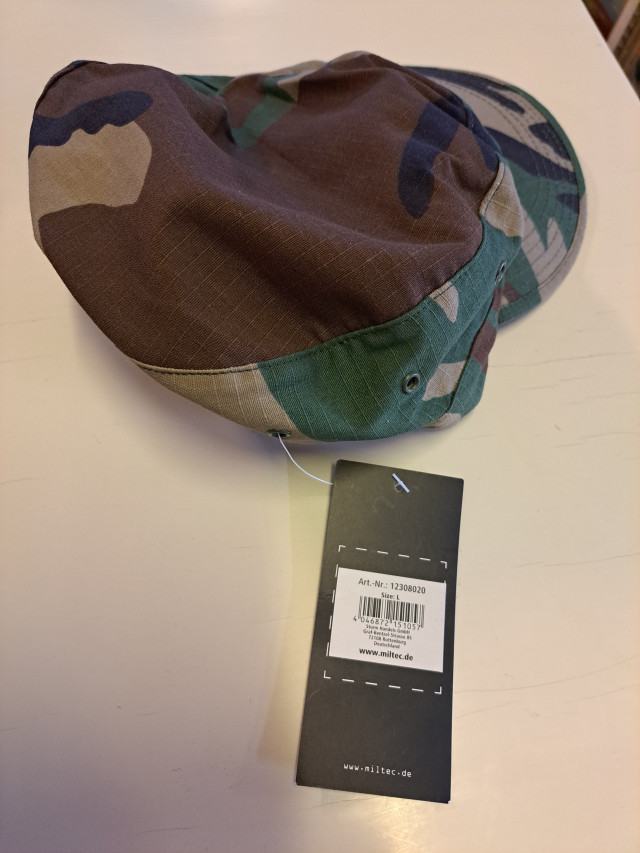 Miltec lakki käyttämätön koko L