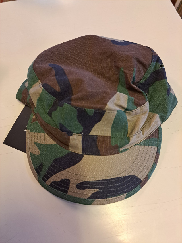 Miltec lakki käyttämätön koko L