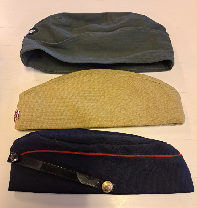 Kolme suinkaa, VR, joku ja CCCP