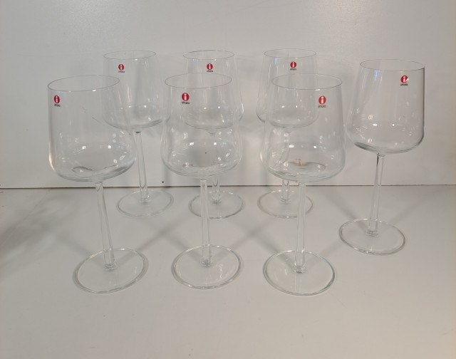 Iittalan Essence sarjan viinilasit 7kpl, uuden veroiset