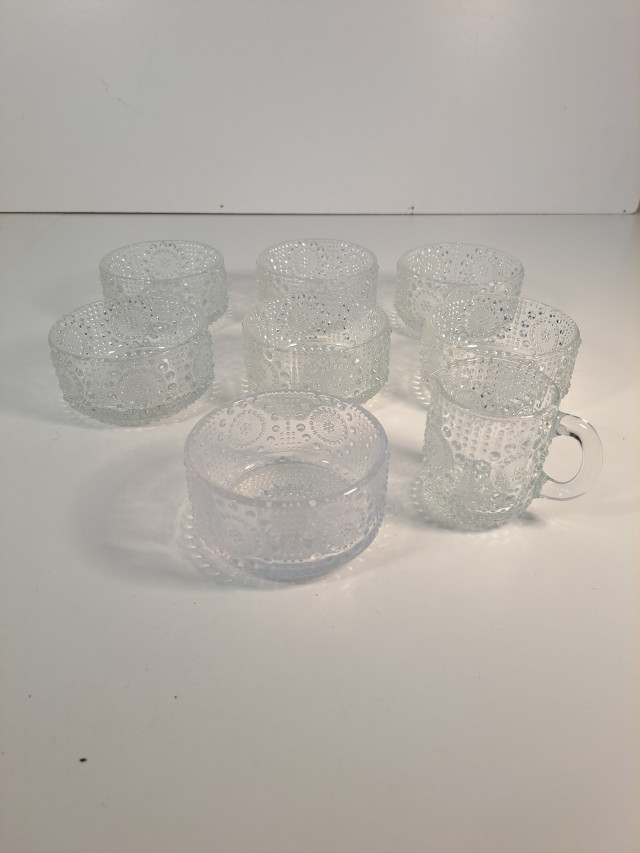 Nanny Still Grapponia astiat 7 kulhoa ja kermakko