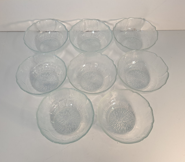 Vintage Arcoroc Fleur jälkiruokakulhot 8kpl