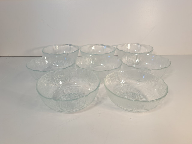 Vintage Arcoroc Fleur jälkiruokakulhot 8kpl
