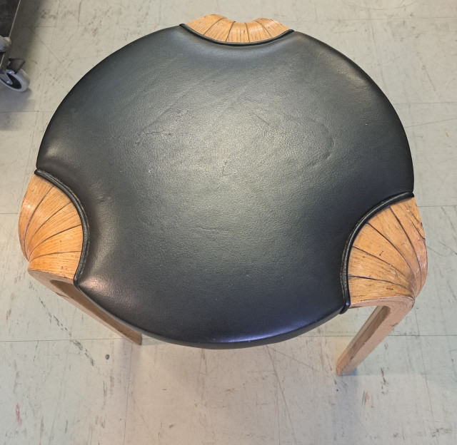 Alvar Aalto, Artek,Viuhkatuoli 1960 luku