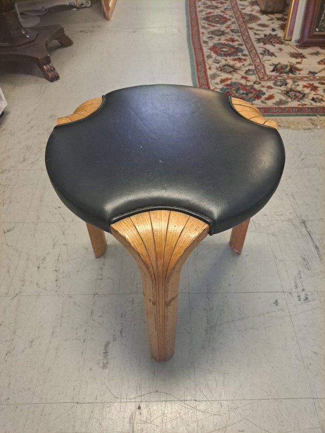 Alvar Aalto, Artek,Viuhkatuoli 1960 luku