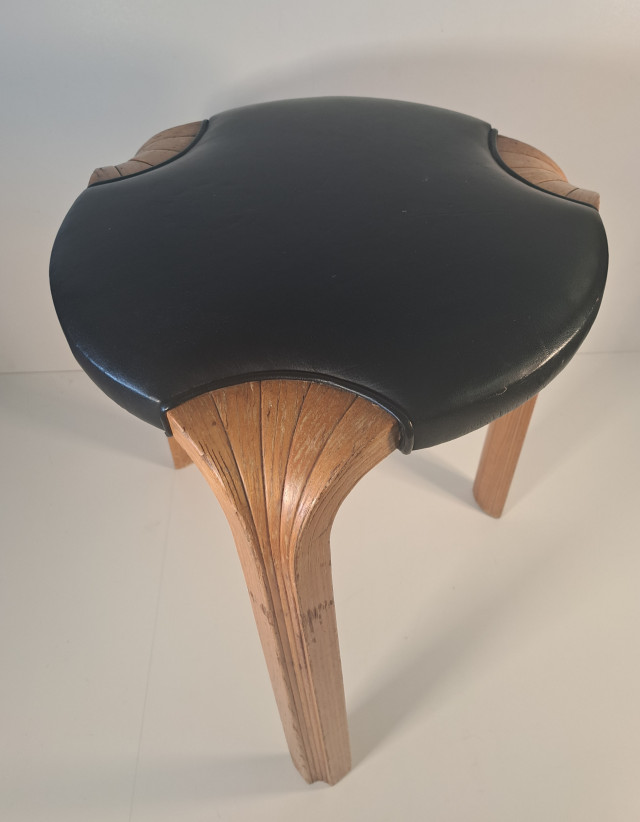 Alvar Aalto, Artek,Viuhkatuoli 1960 luku