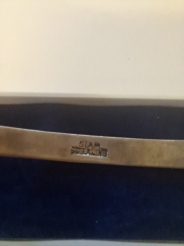 Hopeinen rannekoru, Siam Sterling silver