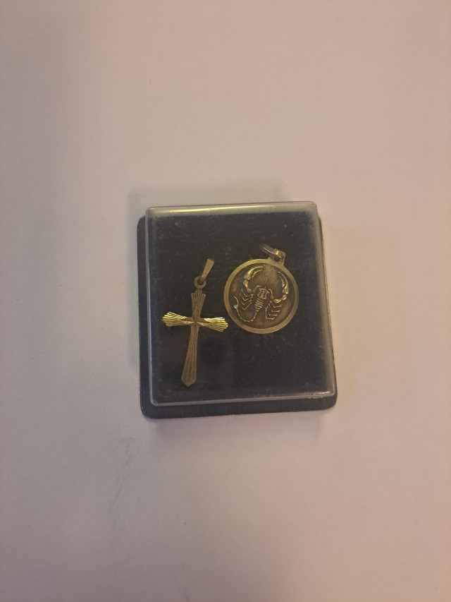 Riipukset, ristissä hopealeima 925