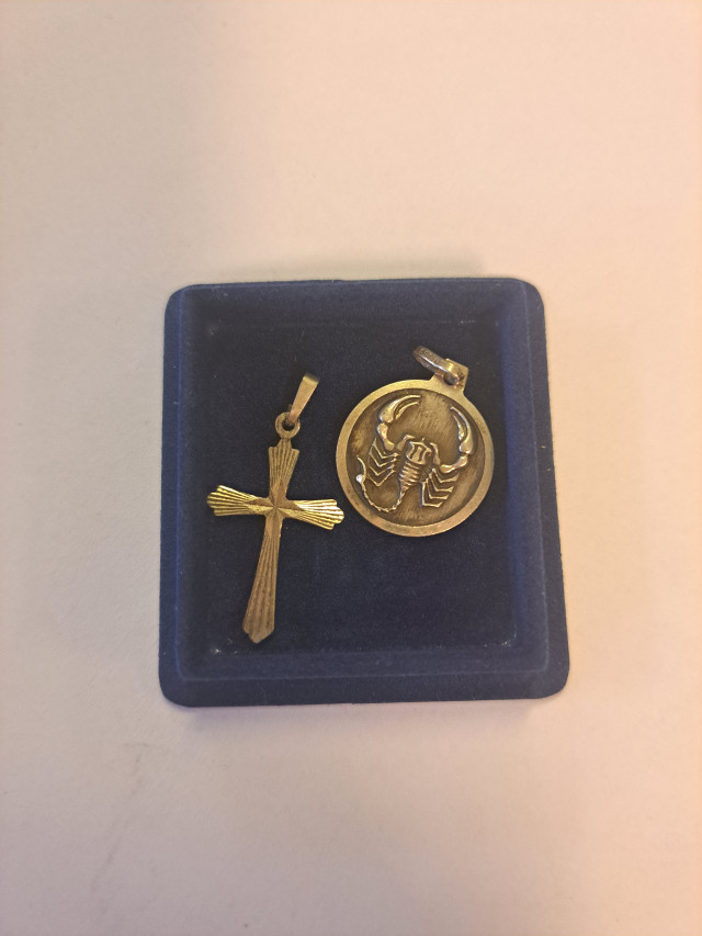 Riipukset, ristissä hopealeima 925