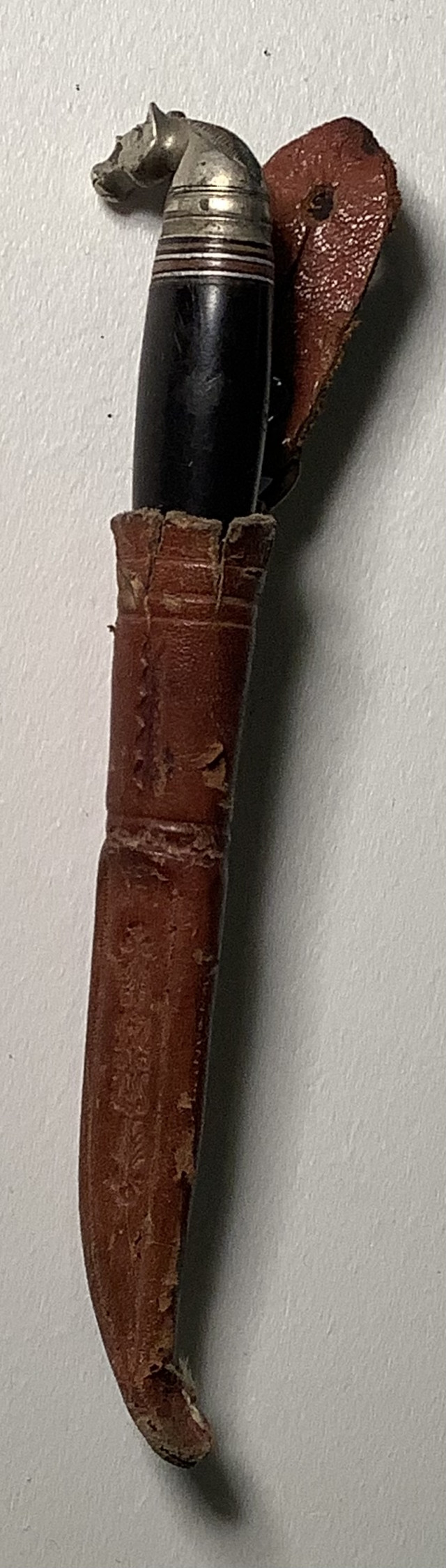 Hevosenpääpuukko tuppeineen, pituus12 cm