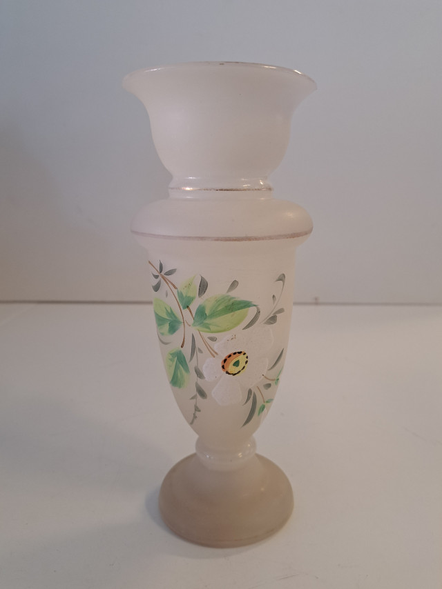 Vintage käsinmaalattu opaalilasimaljakko