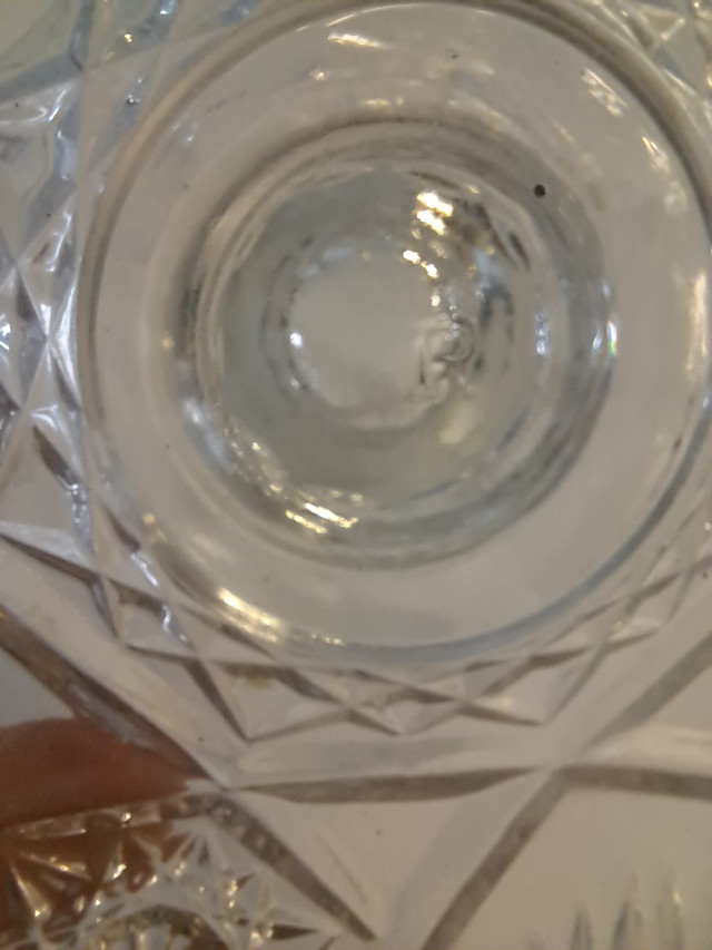 Riihimäenlasi jalallinen tarjoiluastia