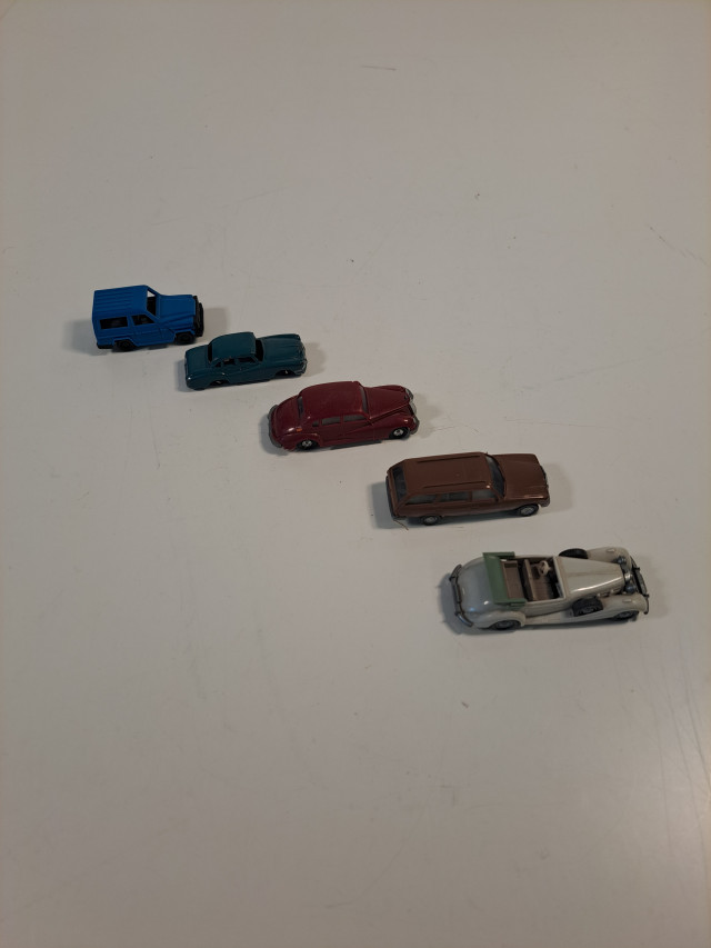 Pieniä keräilyautoja