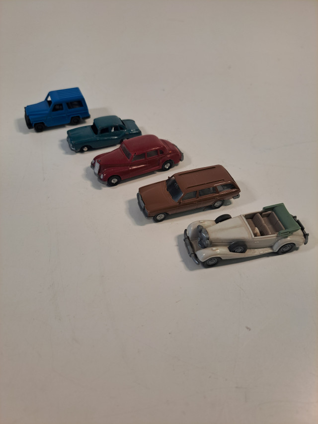Pieniä keräilyautoja