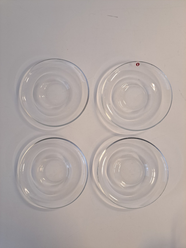 Iittala Paula lasiset aluslautaset 4kpl