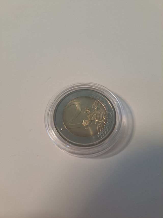 2€ kolikoiden keräilysetti, yhteensä 35kpl kolikoita