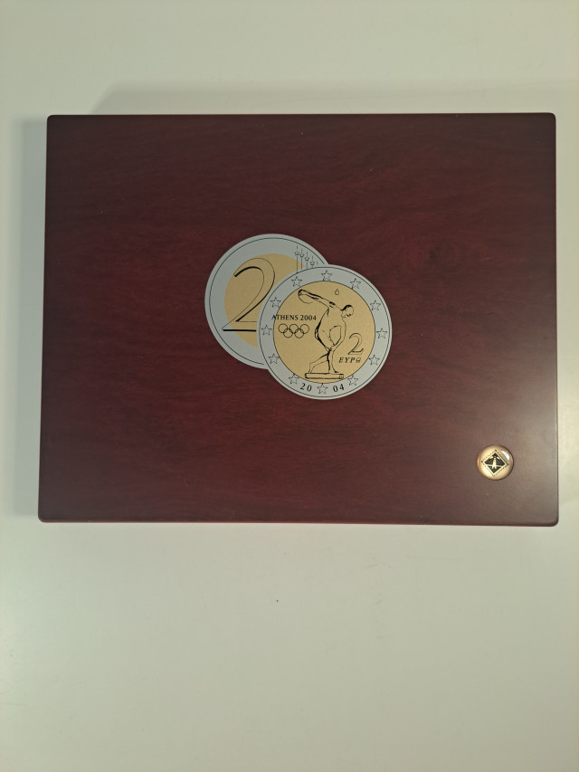 2€ kolikoiden keräilysetti, yhteensä 35kpl kolikoita