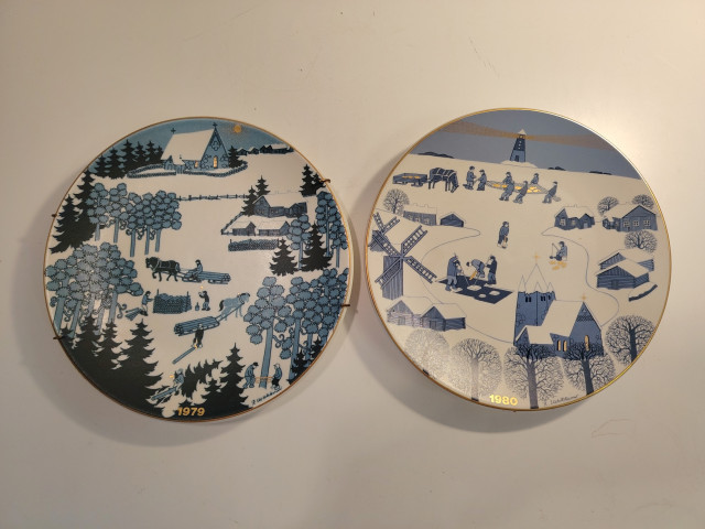 Arabian joululautaset 1979 ja 1980, R.Uosikkinen