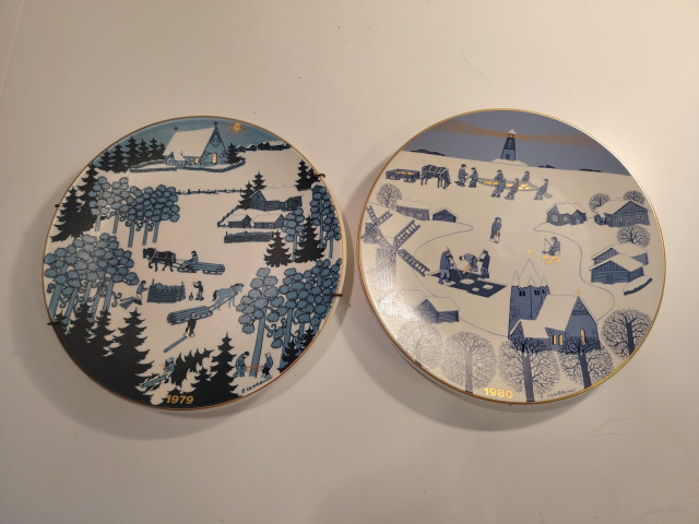 Arabian joululautaset 1979 ja 1980, R.Uosikkinen
