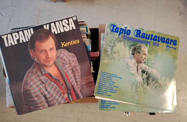 Iso määrä LP-levyjä