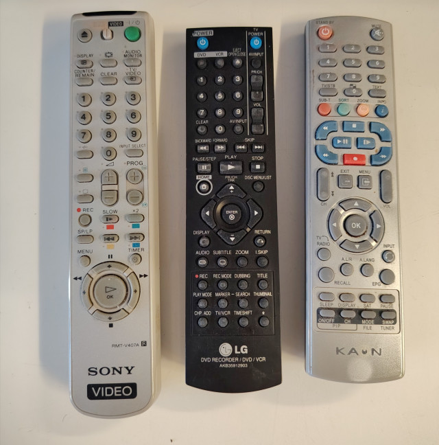 Kopioiva VHS-DVD soitin