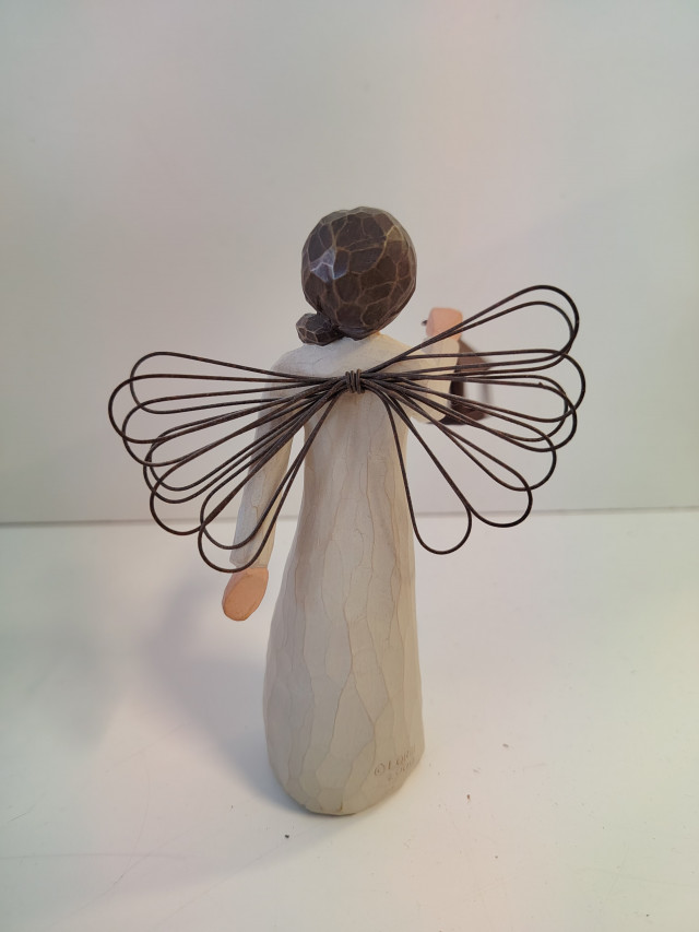 Willow tree sarjan Toivon enkeli