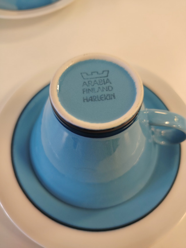 Arabia Harlekin kahvikupit+tanssit 2kpl