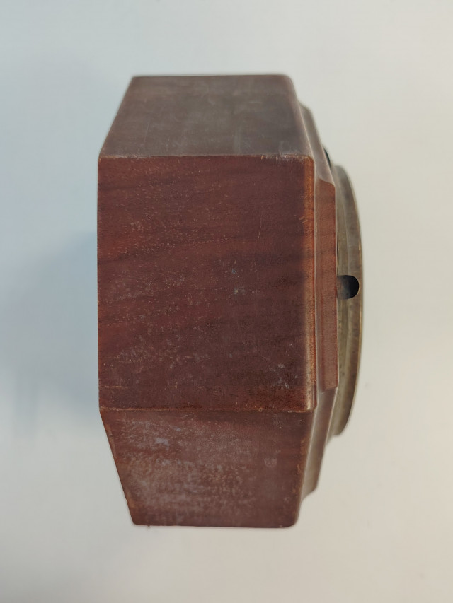 Junghans-merimieskello 1800- tai 1900-luvulta.