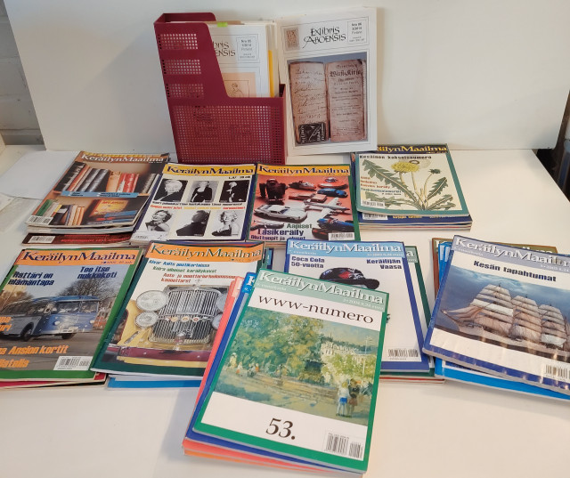 Keräilyn Maailma ja Exlibris Aboensis lehtiä
