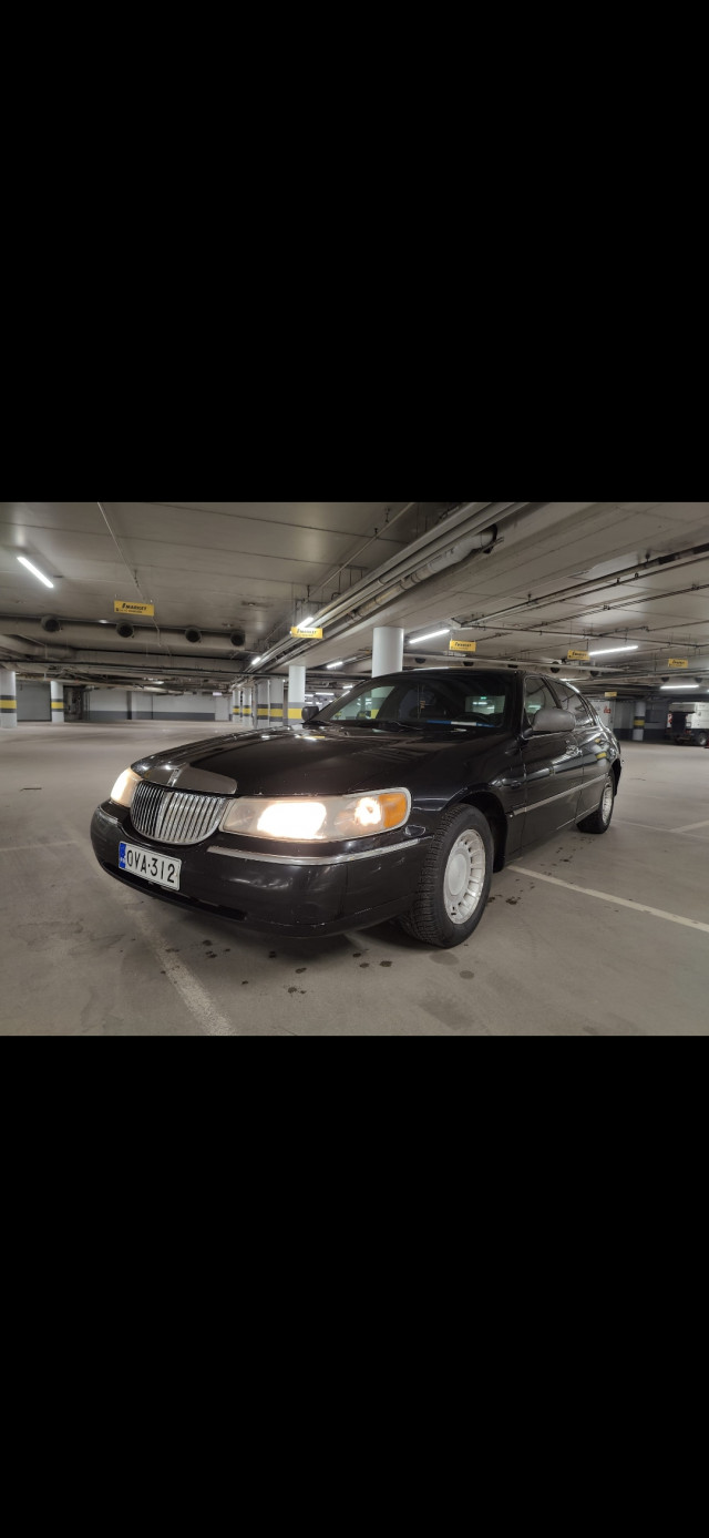 Auto Lincoln