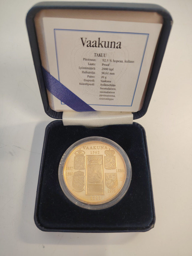 Rahapaja Monetan Vaakuna juhlamitali, kullattu 92,5 hopeaa
