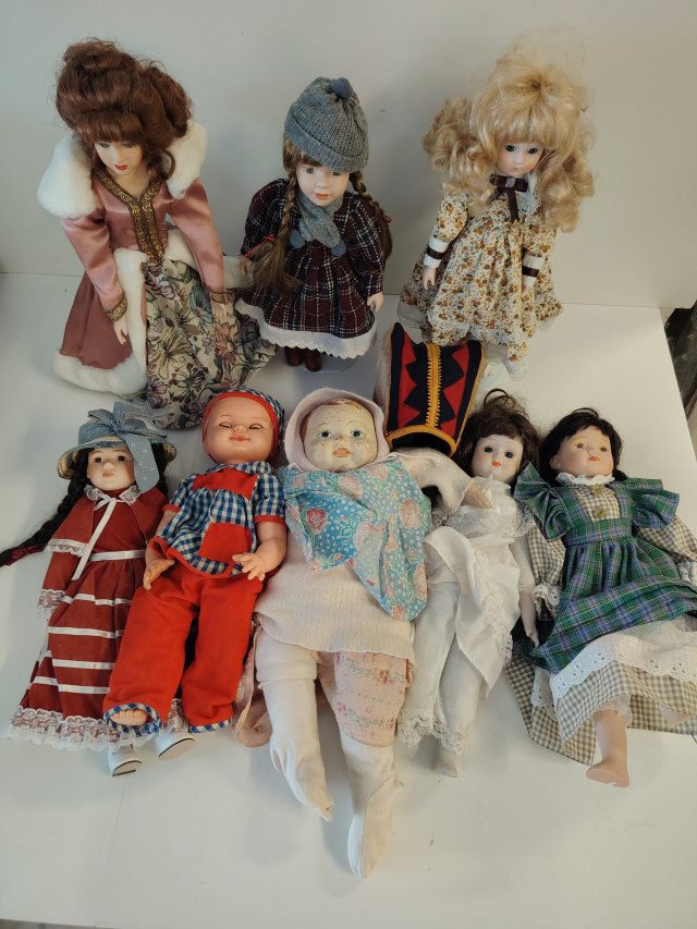 Vintage- ja keräilynukkeja 8kpl