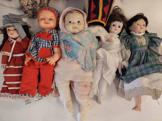 Vintage- ja keräilynukkeja 8kpl