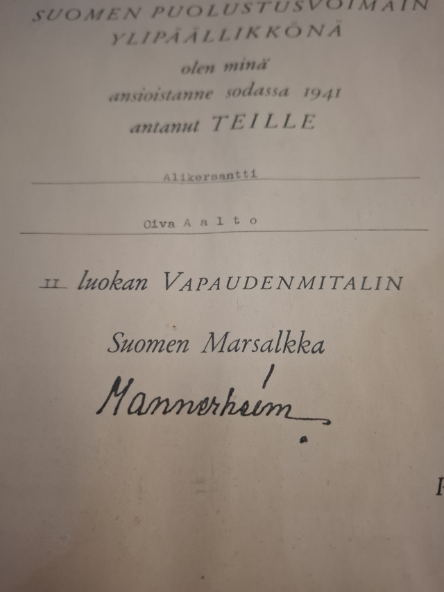 Mannerheimin myöntämä kunniataulu