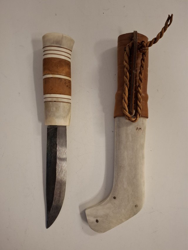 Lapinpuukko luuta, nahkaa ja visakoivua