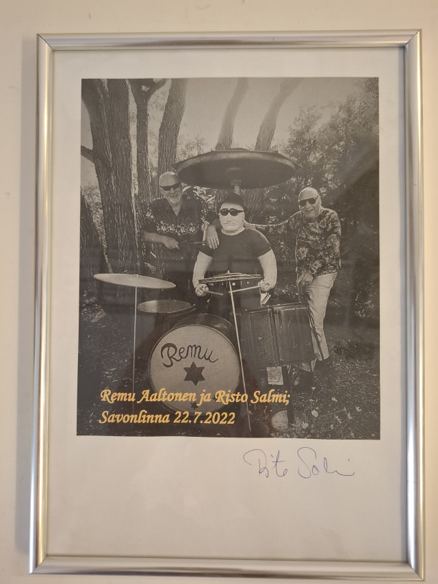 Kuva Remu Aaltosesta ja Risto Salmesta