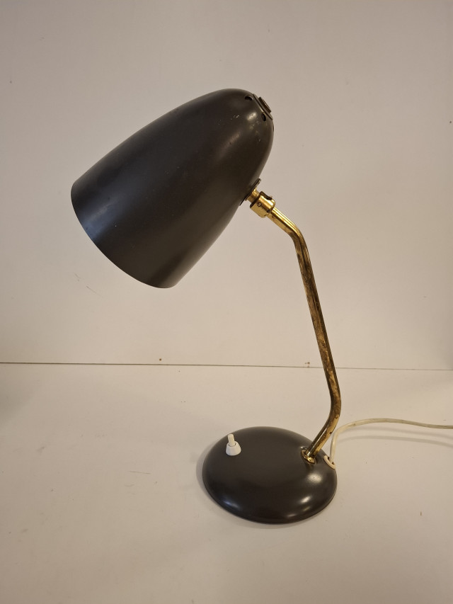 Valinte pöytävalaisin