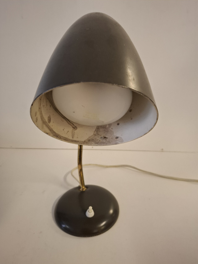 Valinte pöytävalaisin