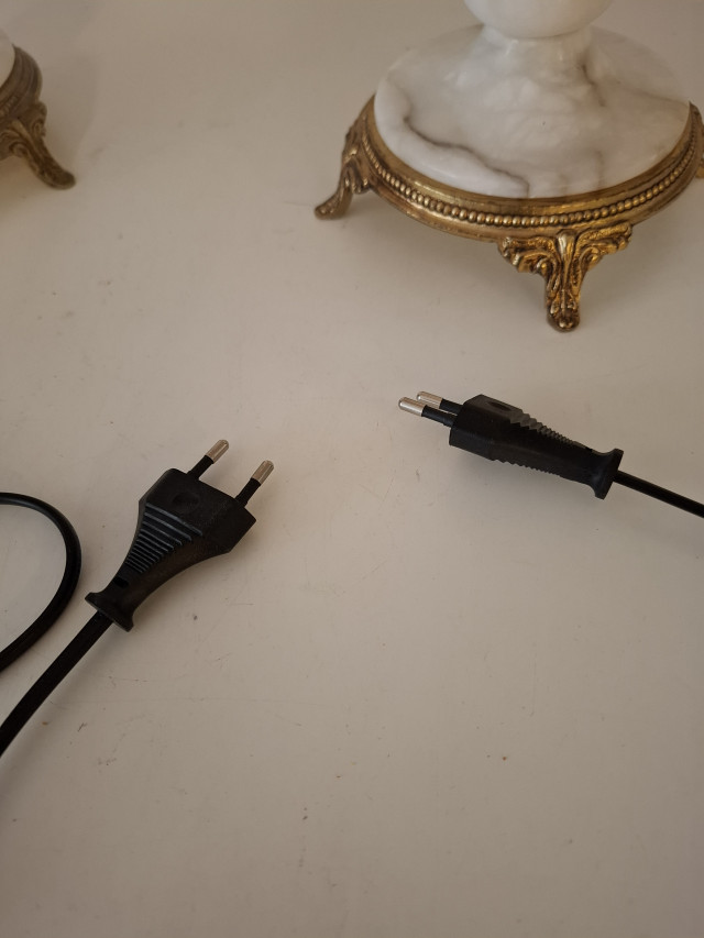 Vintage pöytävalaisimet onyksi-messinkijaloilla