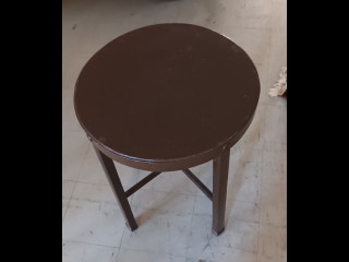 Pöytä