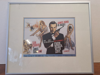 James Bond kehystetty kuva