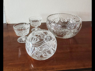 Kristalli ja lasiesineet valmistusmaa Puola