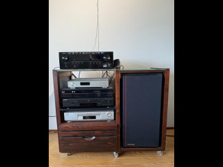 Lundian räkki ilman stereoita.