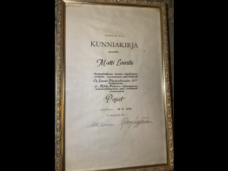 Pojat kirja ja kunniakirja Pojat elokuvaosasta